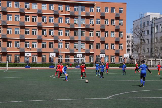 文班31+16马刺负灰熊 乔治31分快船力克开拓者