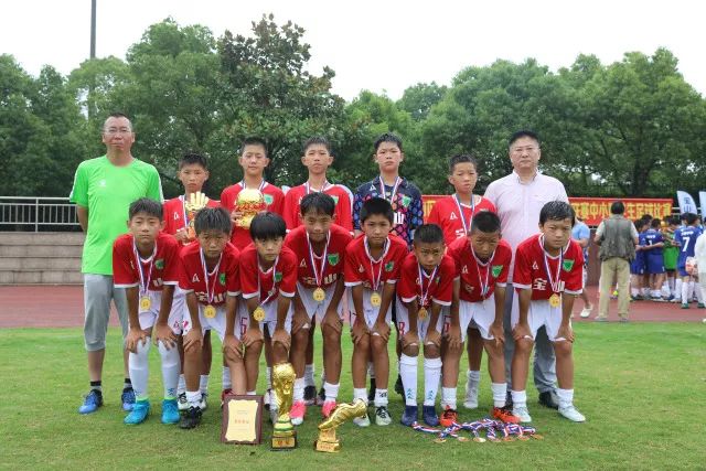 詹姆斯41+20天津送吉林6连败 北控克广厦6连胜